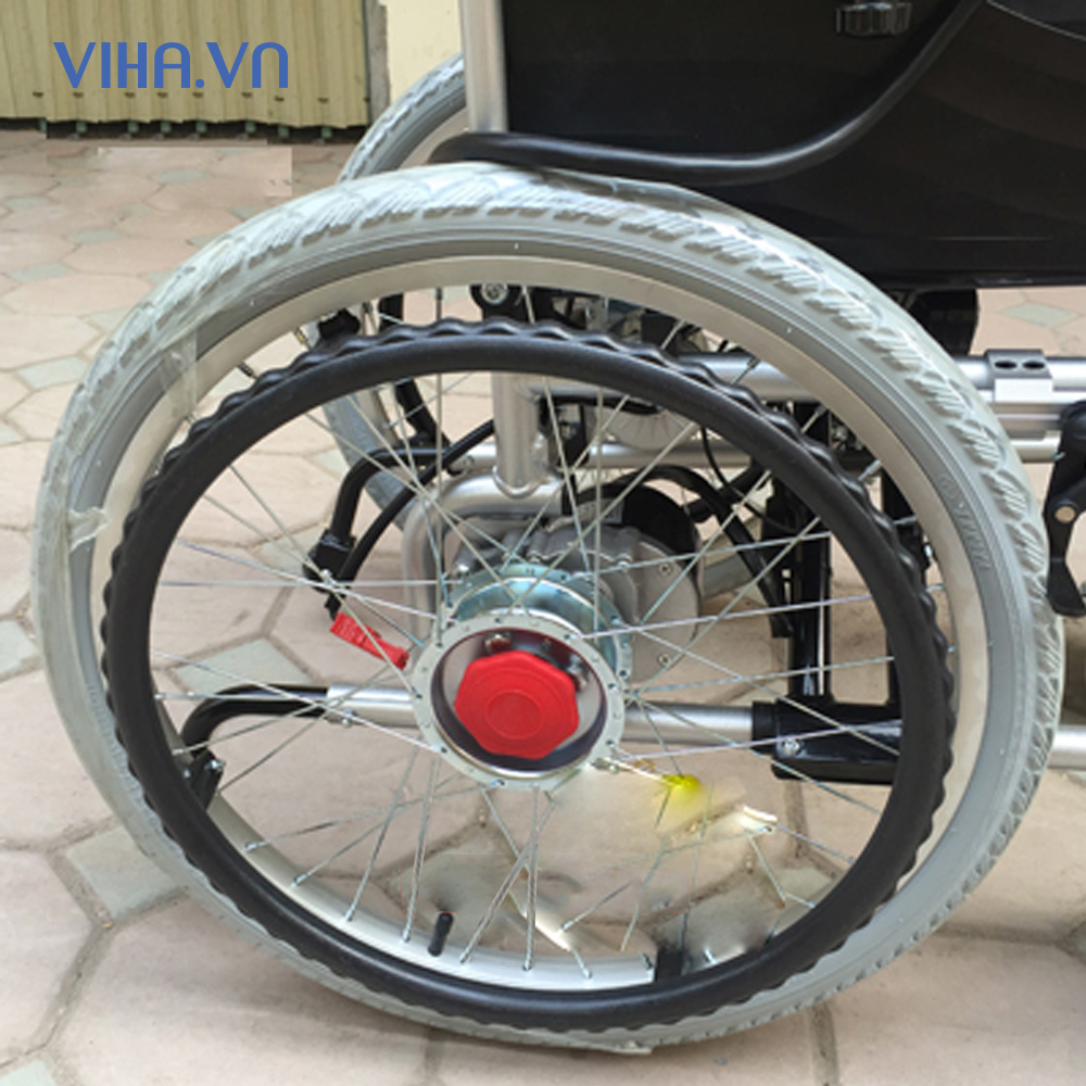 Xe lăn điện Akiko A95