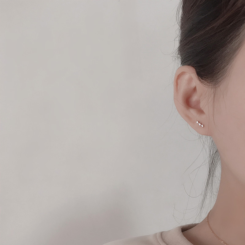 🔥 S925 Bông tai đinh tán bạc cho sinh viên nữ Hoa tai thiết kế nhỏ linh hoạt đơn giản YVETTERY