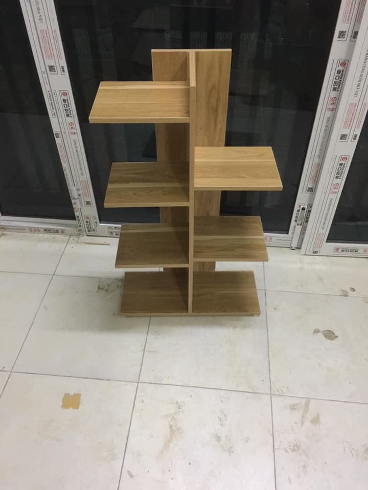 KỆ SÁCH VÂN GỖ VUÔNG 5 TẦNG ( HINH VUÔNG )