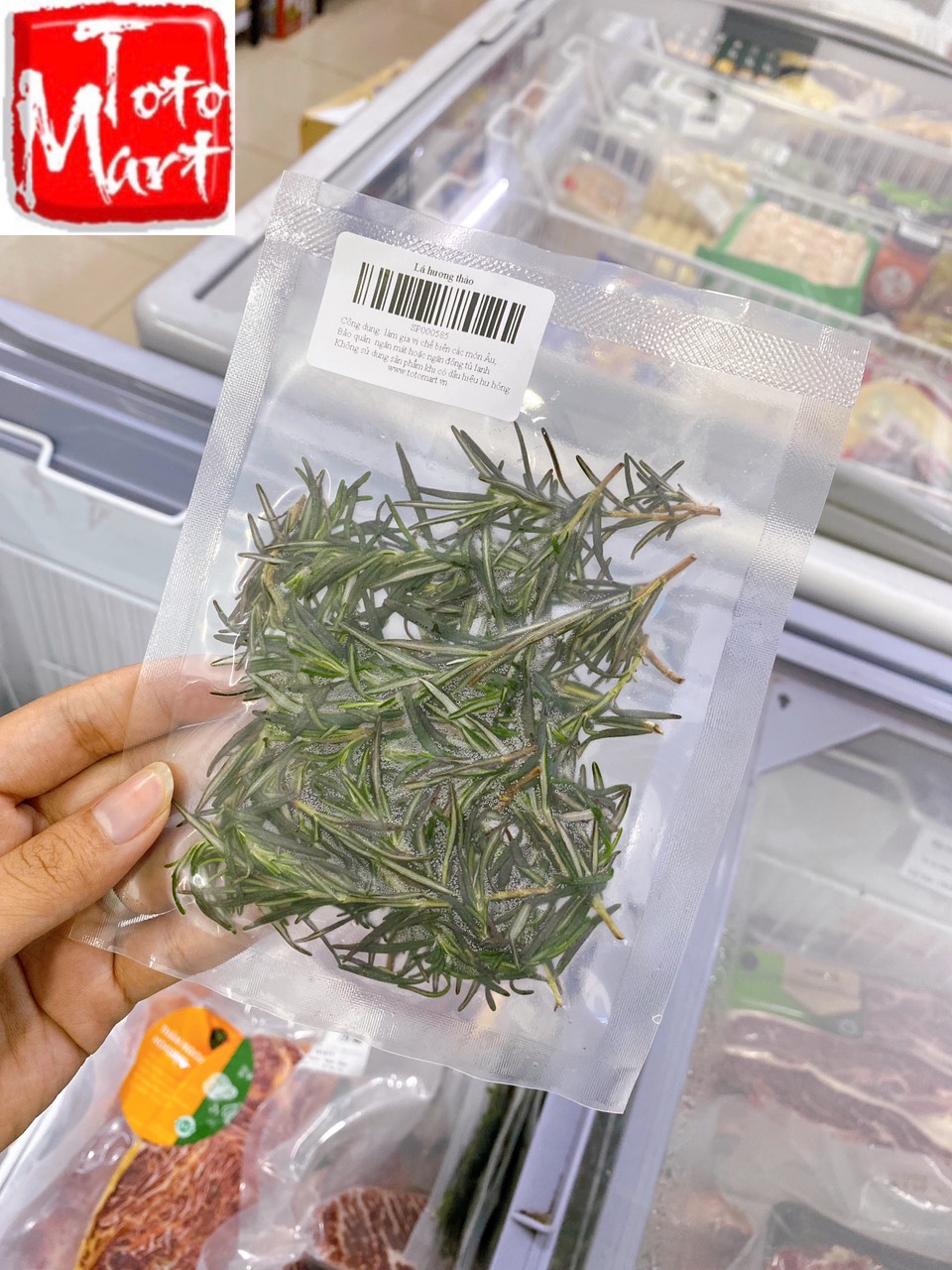 Lá hương thảo tươi (Lá Rosemary)