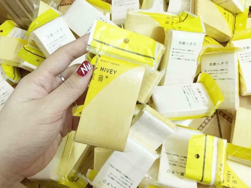 BÔNG MÚT RỬA MẶT GÓI 12 MIẾNG