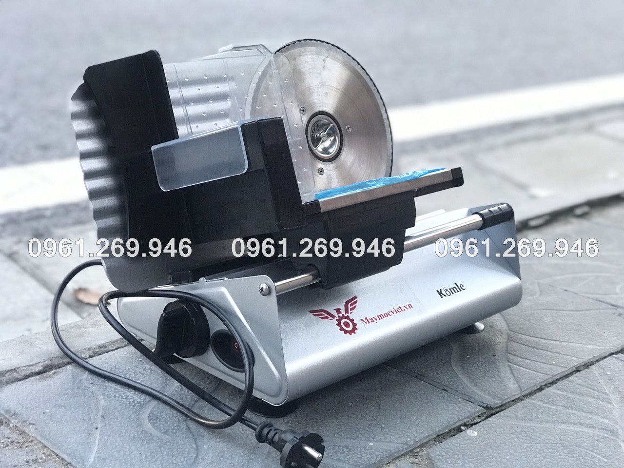 Máy thái thịt đông lạnh, thịt chín VinMax TT06