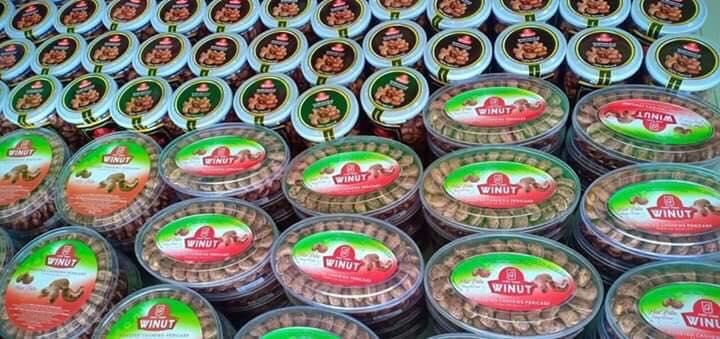 Hạt điều rang muối nguyên hạt còn vỏ lụa 500g - Phúc Thịnh