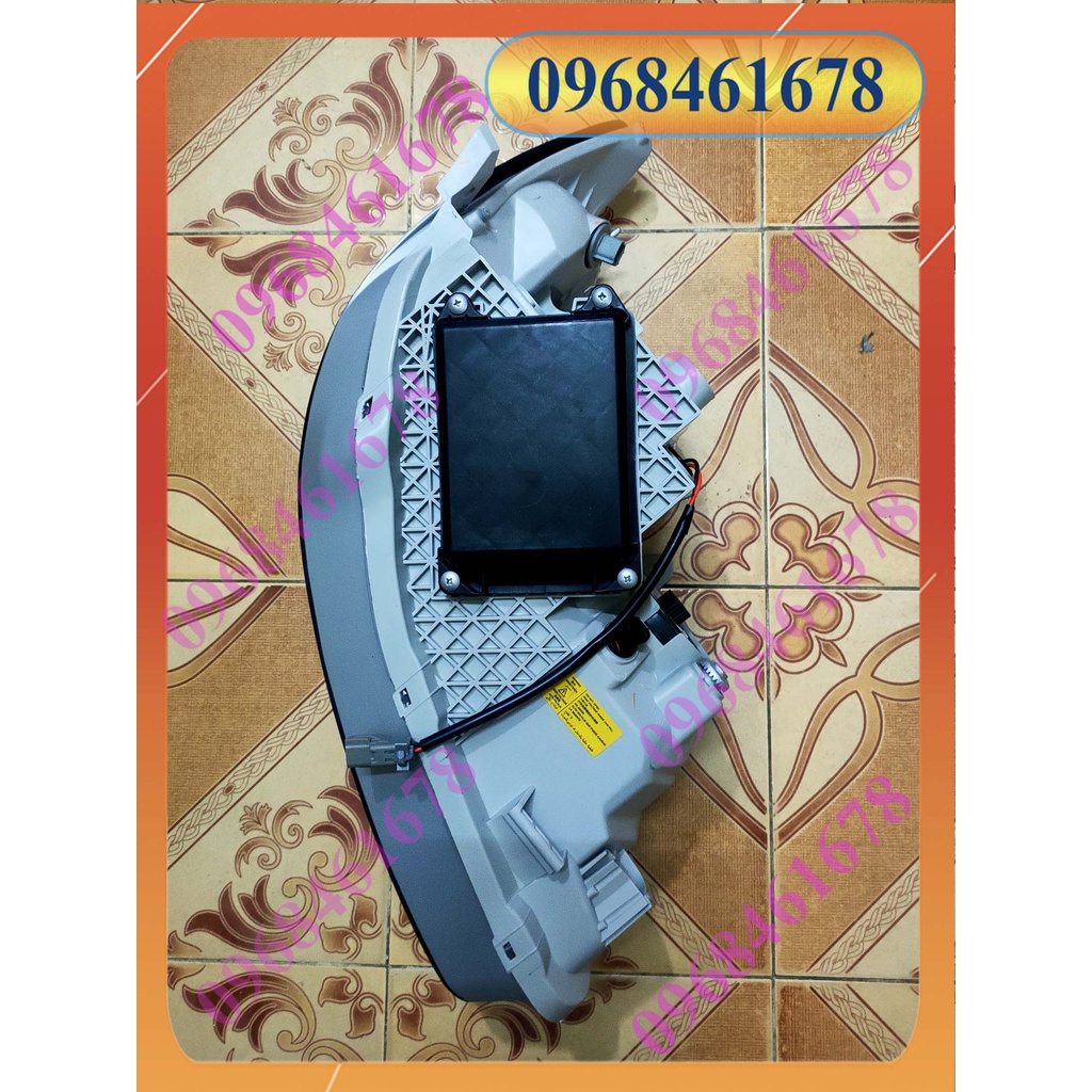 Đèn pha Camry 05-06 (Có bi)