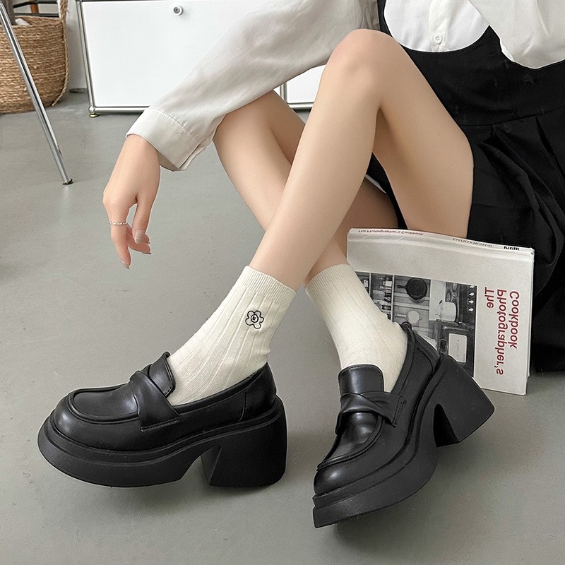Giày bốt nữ Xoắn Nỡ 7p Siêu Hot