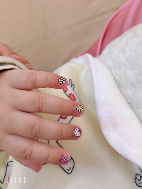 set 2 thẻ sticker, decal dán móng tay cho bé yêu