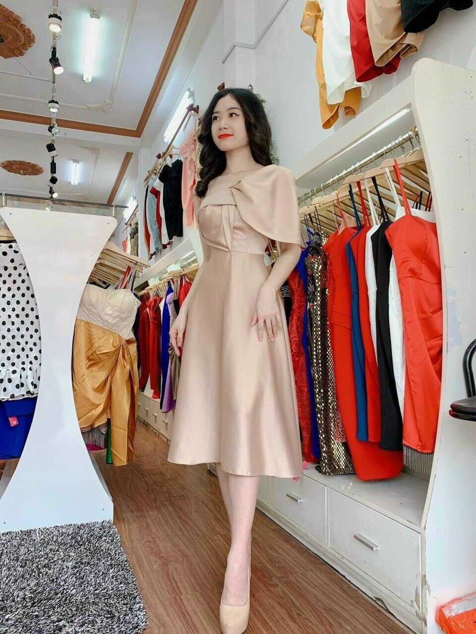ĐẦM BODY PHI BÓNG LỆCH VAI CAO CẤP - ẢNH THẬT