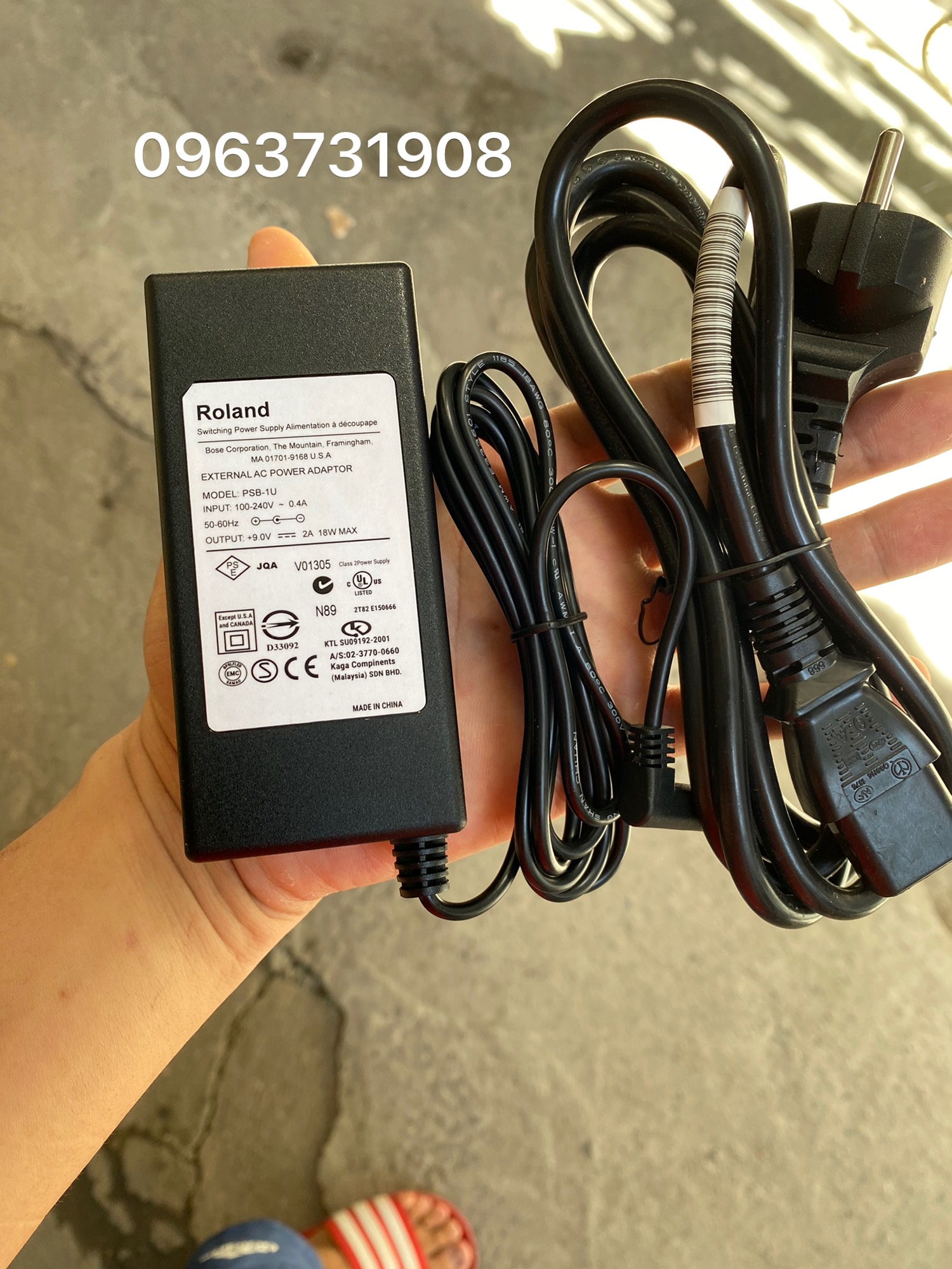 Adapter Roland PSB-1U 9V 2A 18W chính hãng