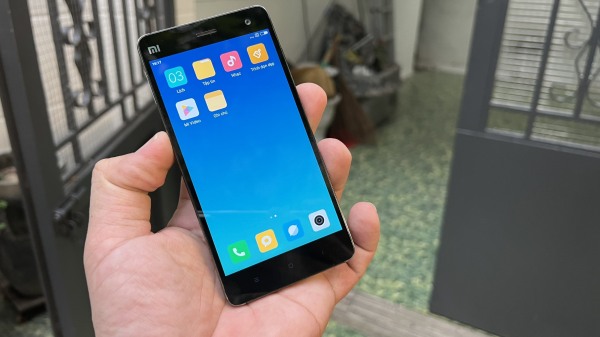 Điện thoại Xiaomi Mi4 3/16 màn hình 5 fullHD màu đen