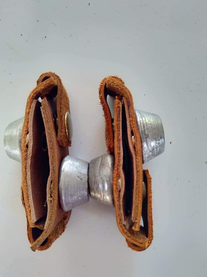 Tạ chì tập lực cho gà nồi