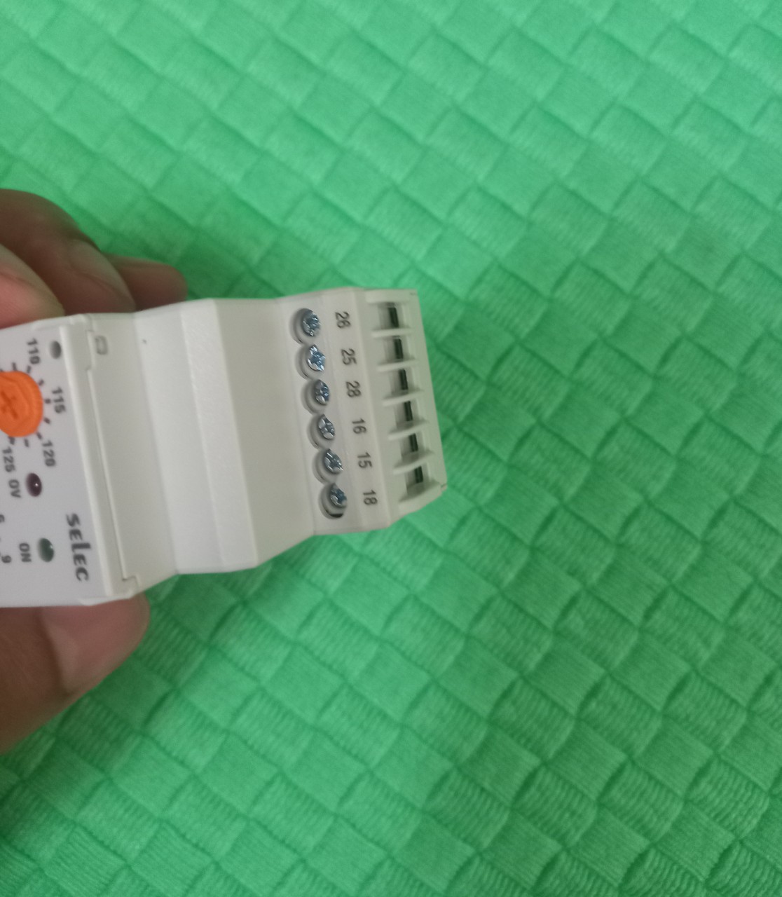ROLE ĐIỆN ÁP SELEC VPRA2M