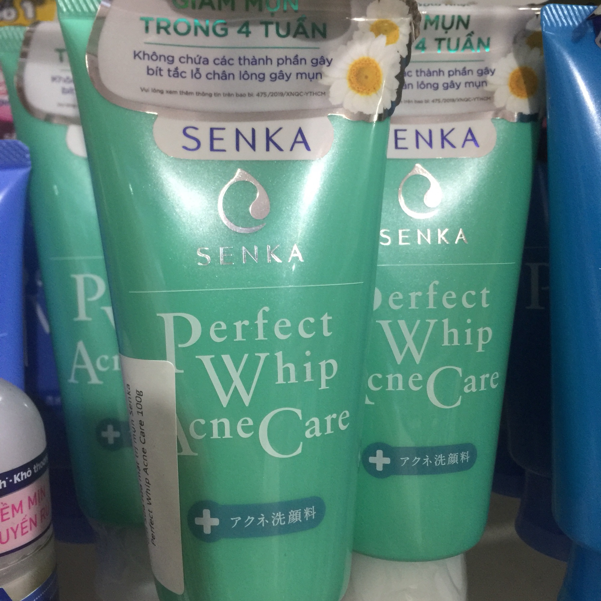 Sữa rửa mặt Senka dành cho da mụn 100g