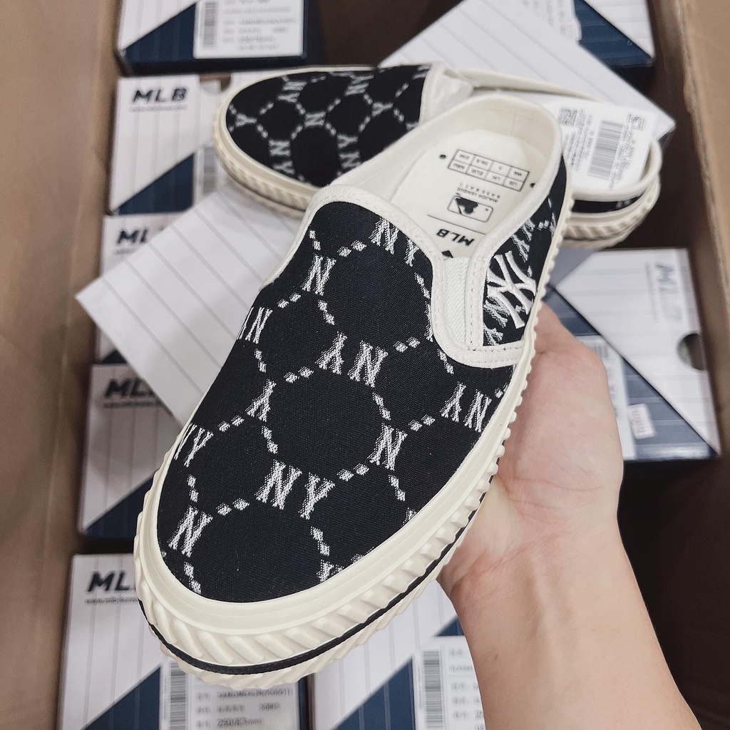 Giày Mlb Đạp Gót Mule Monogram Diamond -  Mule New York Yankees