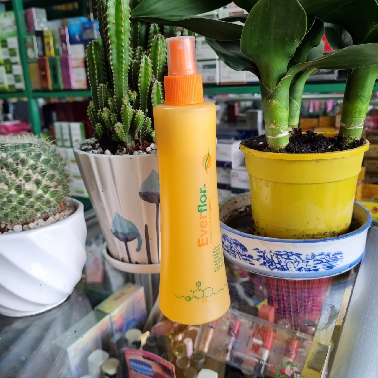 Xịt dưỡng tóc everflor