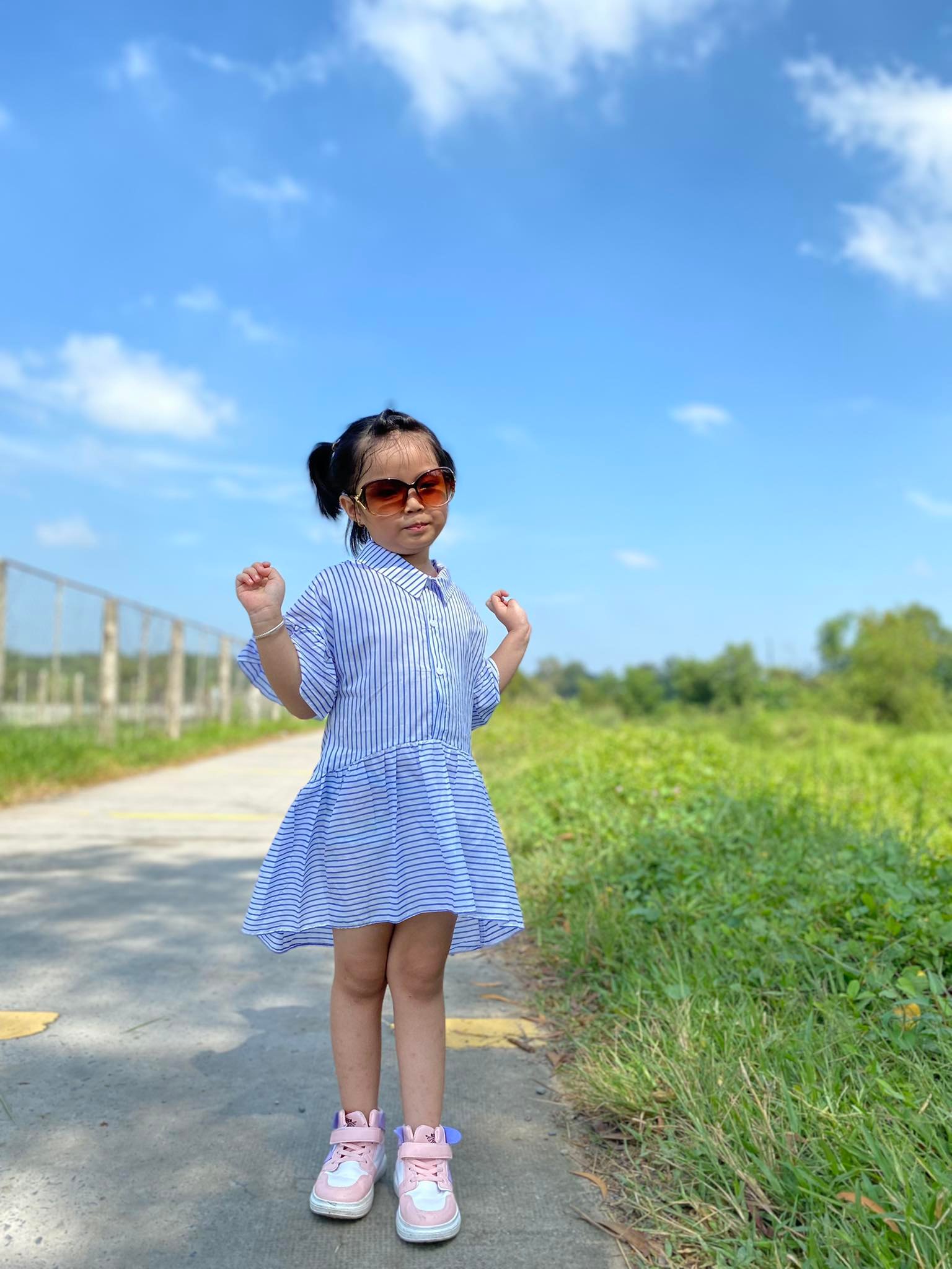 Đầm sơ mi form rộng