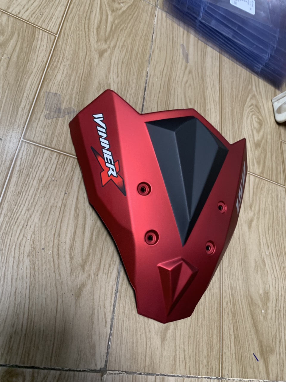 Mão xe winner x màu đỏ đô