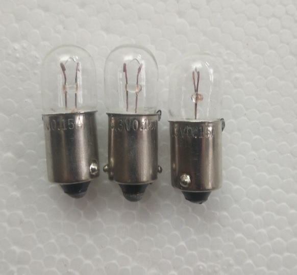 Bóng Đèn Sợi Đốt BA9S 6.3V 0.15A Đuôi Gài 9mm