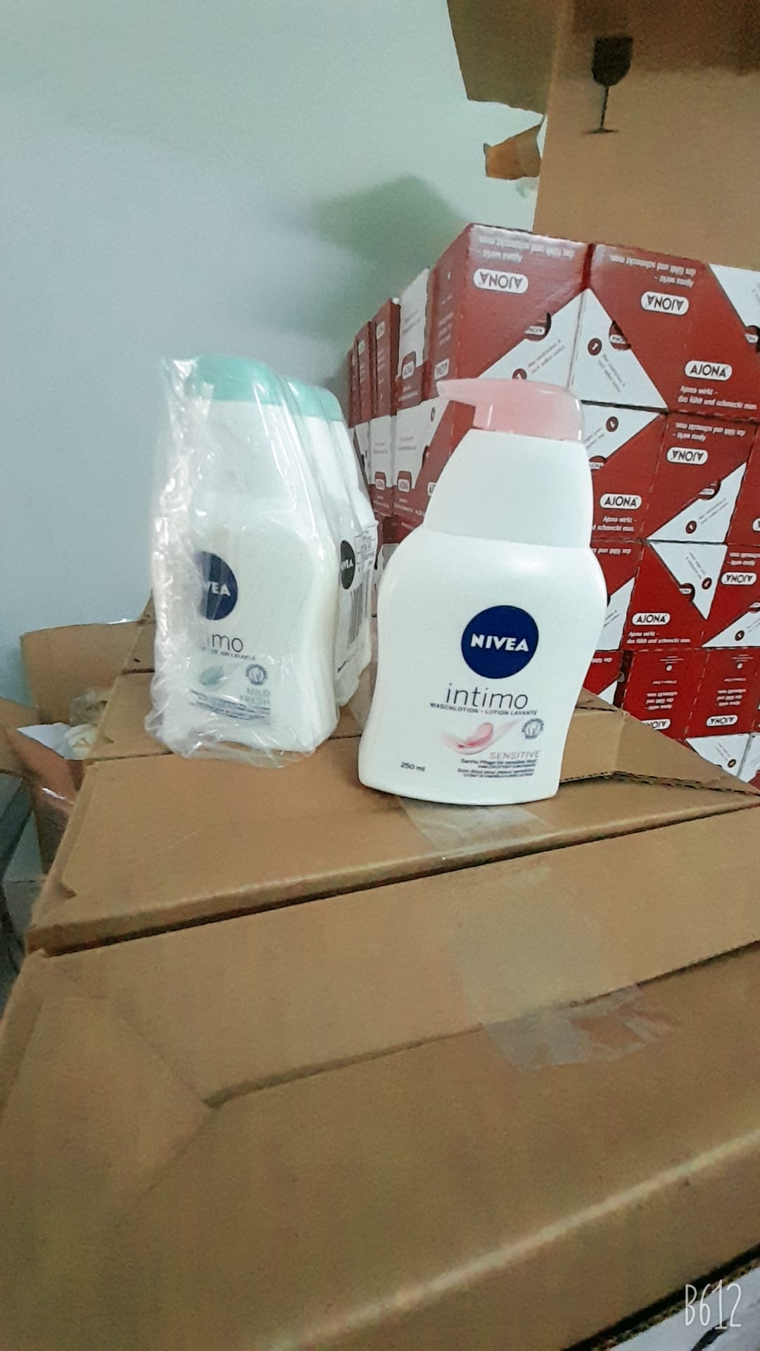 Dung dịch vệ sinh phụ nữ Nivea Intimo 250ml - hàng nội địa Đức !