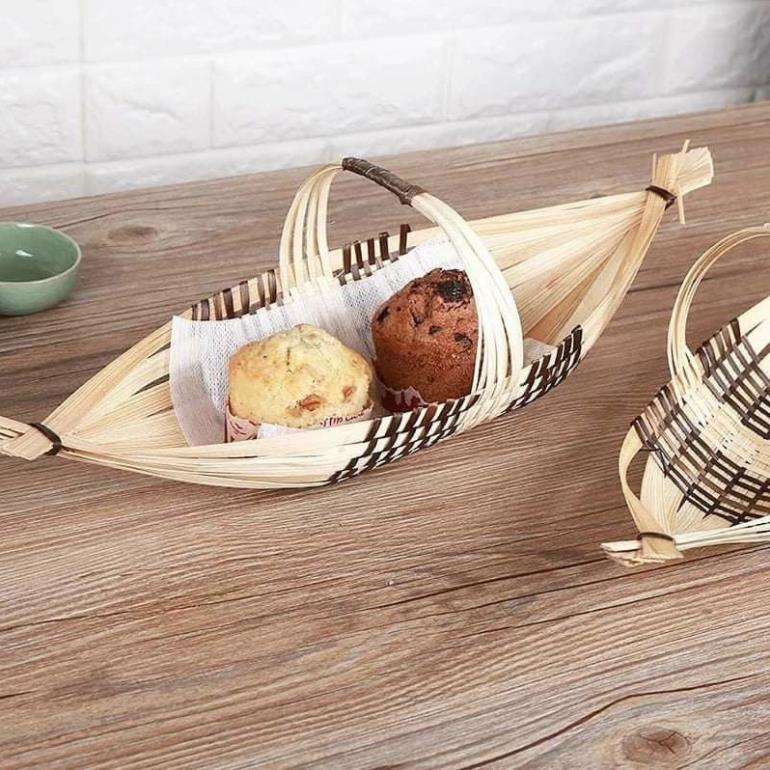 Mẹt tre dạng thuyền có quai