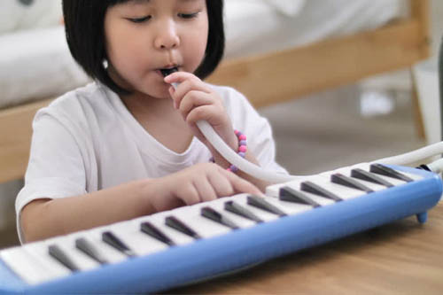 kèn melodica-rất dễ thổi