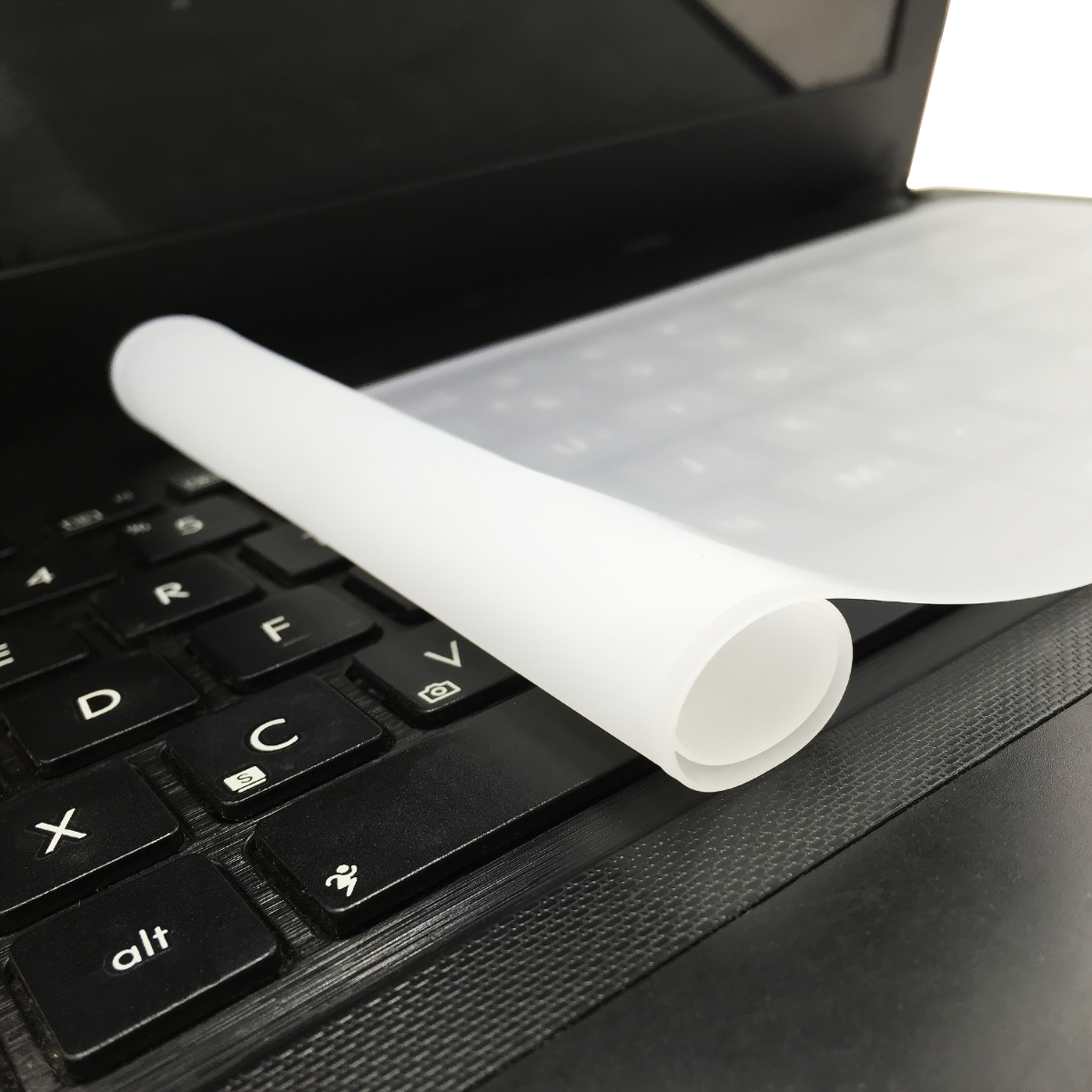 Universal 13 - 17 inch Silicone Keyboard Cover, Dustproof, Waterproof for laptops