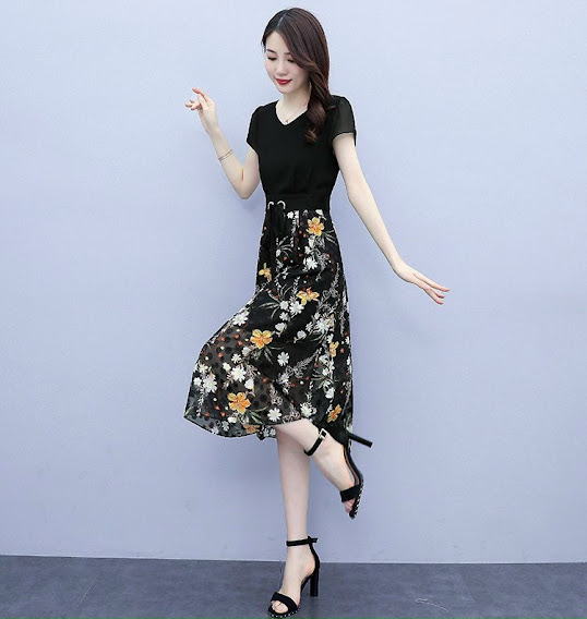 [HCM]ĐẦM XÒE REN PHỐI VOAN CỔ V TAY NGẮN