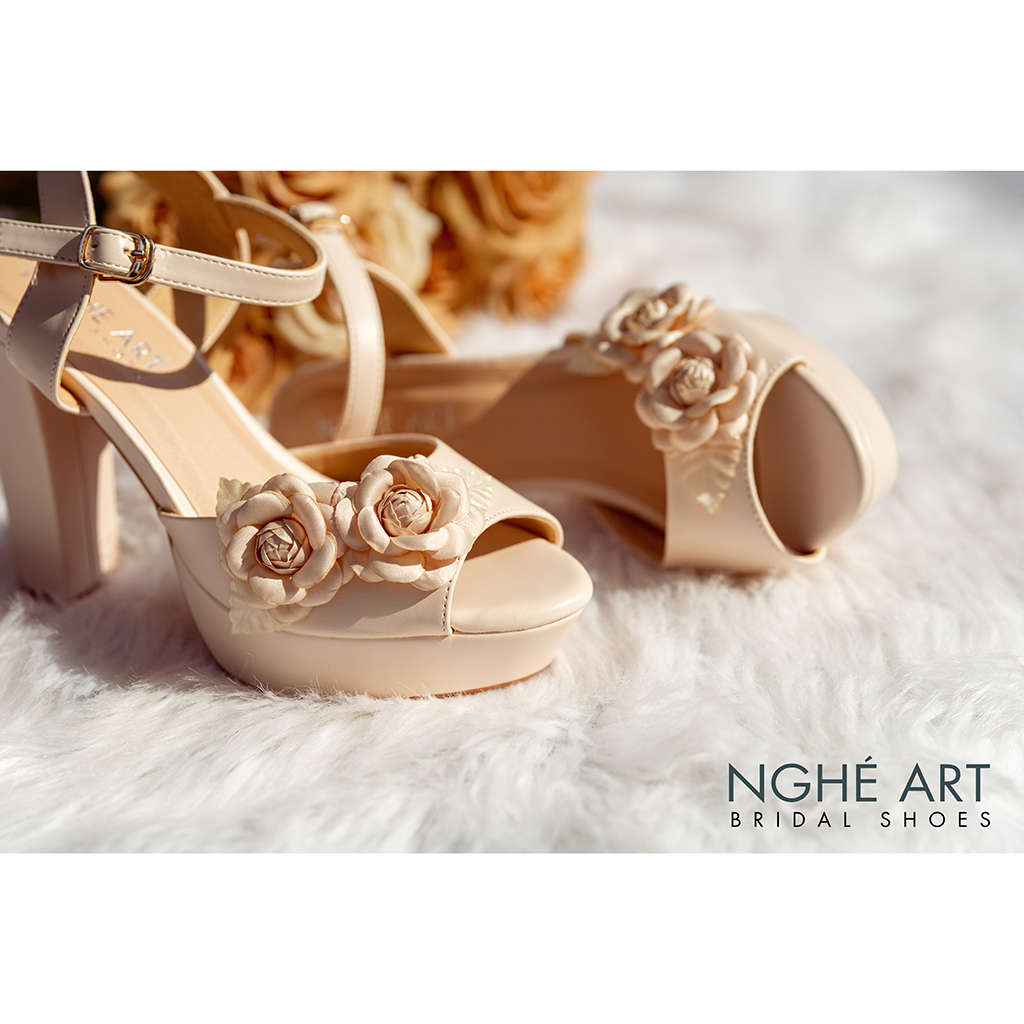Giày cưới Nghé Art cao gót đính hoa lụa 283
