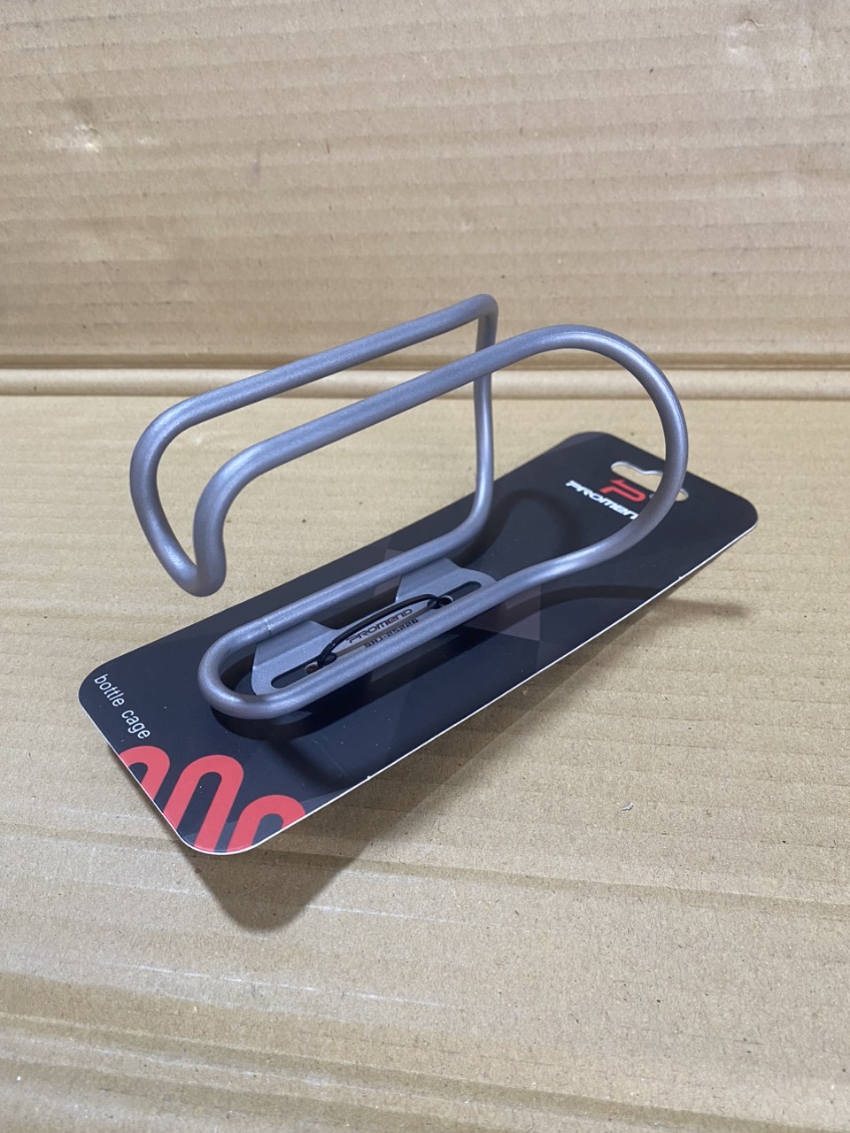 GỌNG BÌNH NƯỚC TITANIUM PROMEND