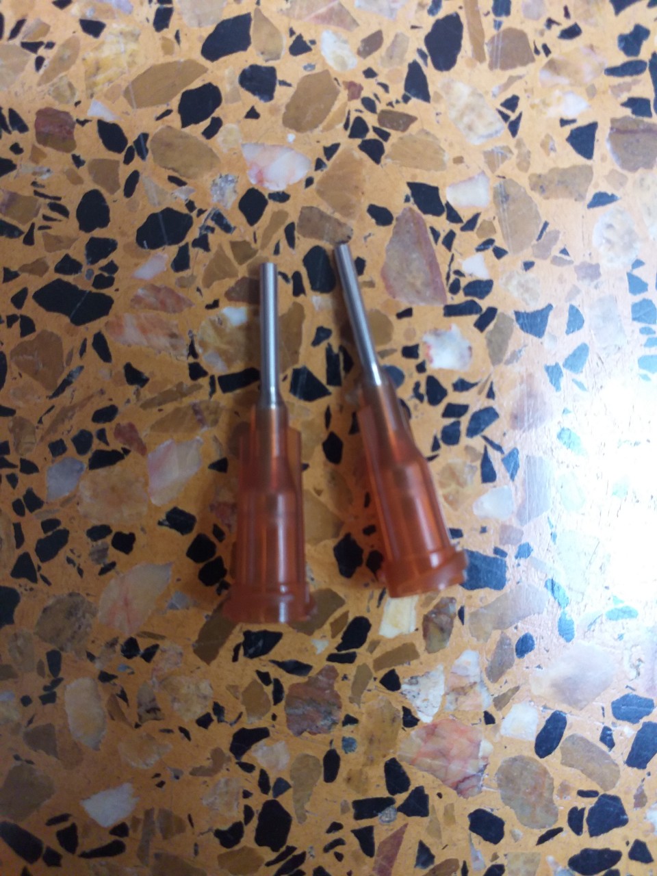 Kim bơm keo 15G túi 100 chiếc