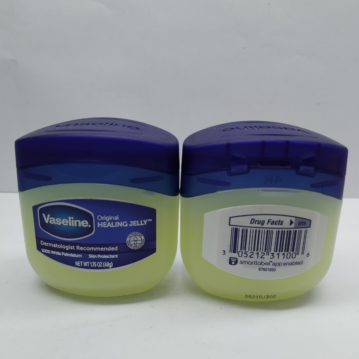 Kem dưỡng ẩm chống nẻ Vaseline Mỹ