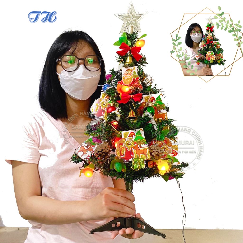 [HCM]Cây Thông NOEL để bàn mini 60cm nhiều mẫu đẹp trang trí giáng sinh có trang trí  ( xem kĩ phân loại ) muốn đẹp như hình thì bẻ hết lên trước