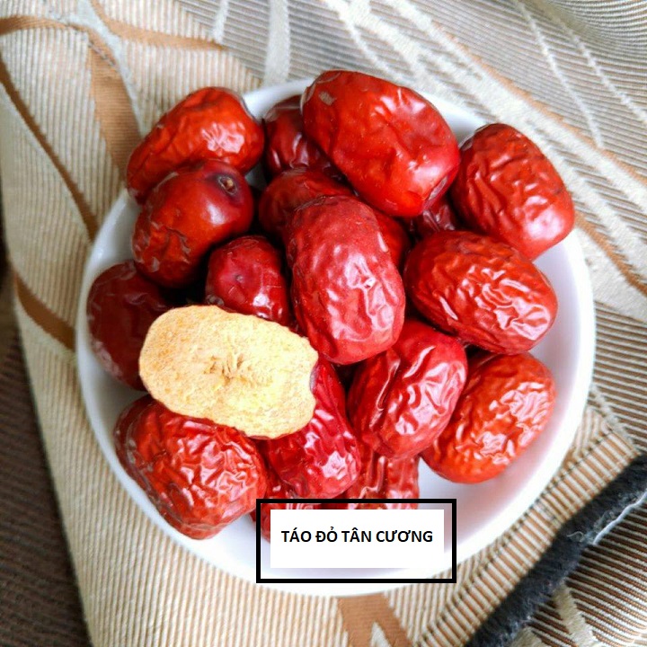 Táo đỏ Tân Cương size Đại loại 500g/túi