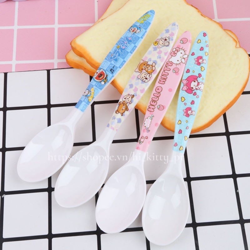 MUỖNG THÌA HELLO KITTY