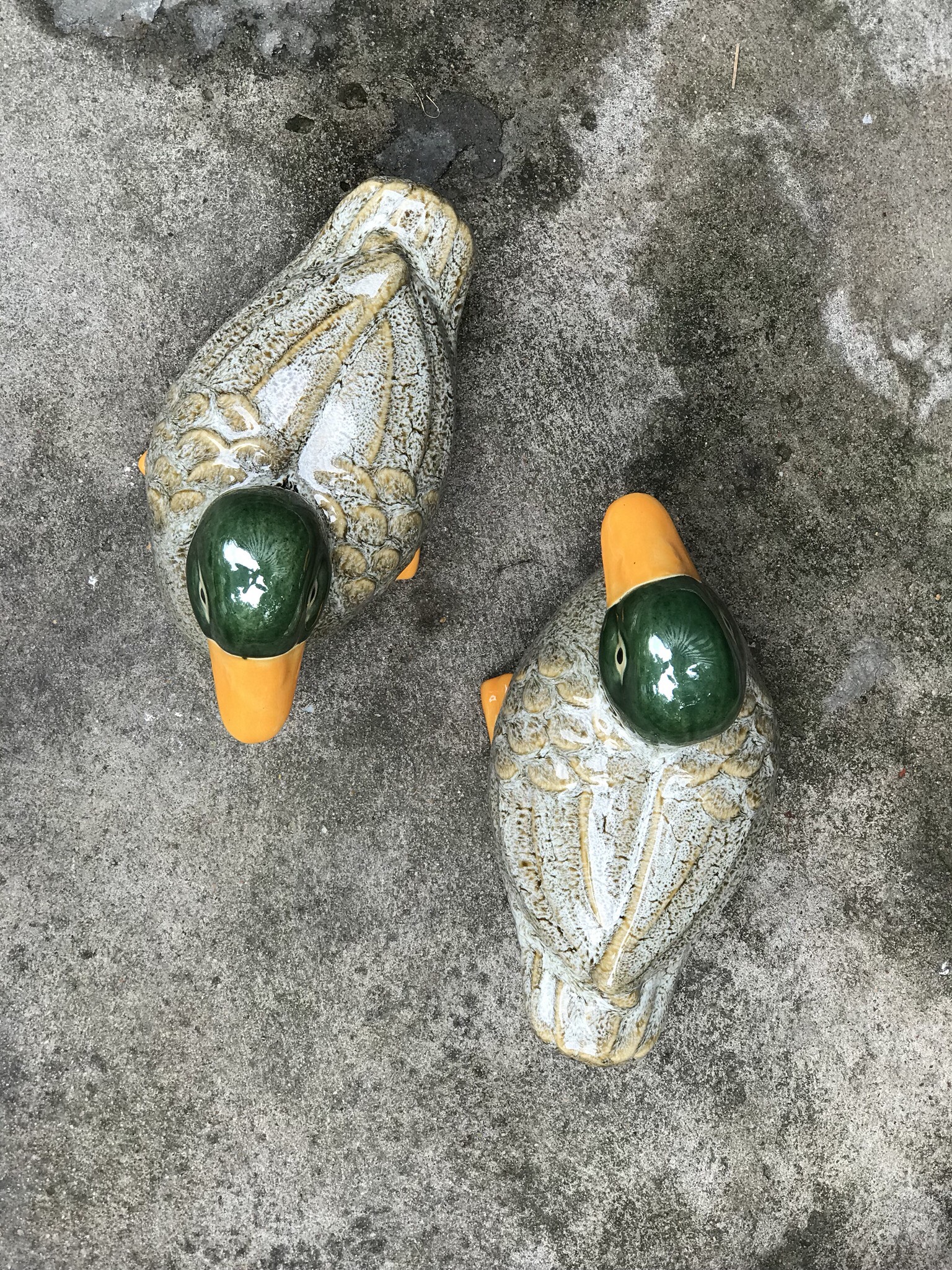 Gốm sứ hình con vịt trang trí
