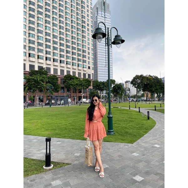 Set lụa 2 món sơ mi chân váy xinh xắn đáng yêu