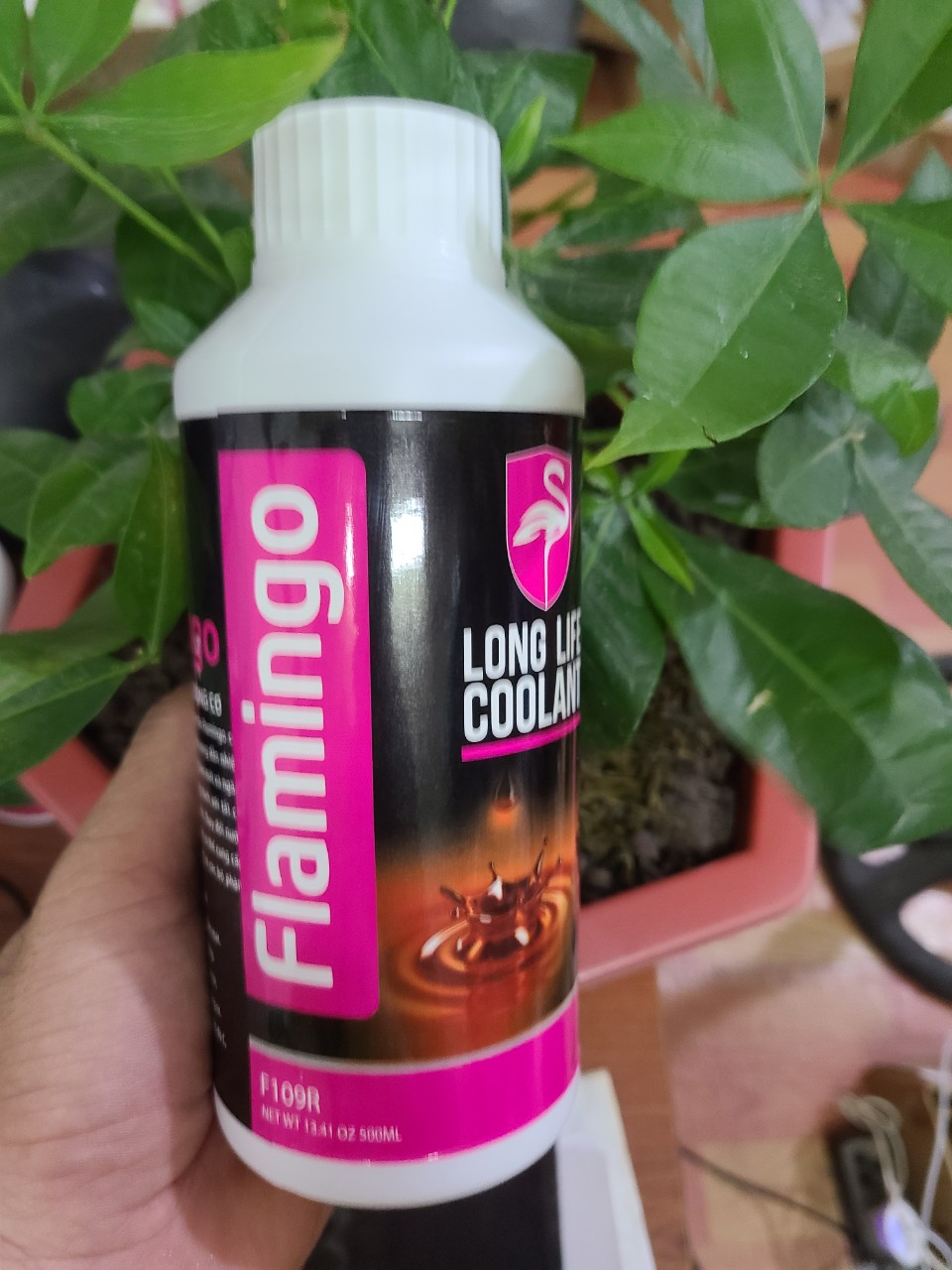 Chai Nước làm mát động cơ ô tô Flamingo Long Life CooLant F109R ( Nước Màu Hồng 500ml )