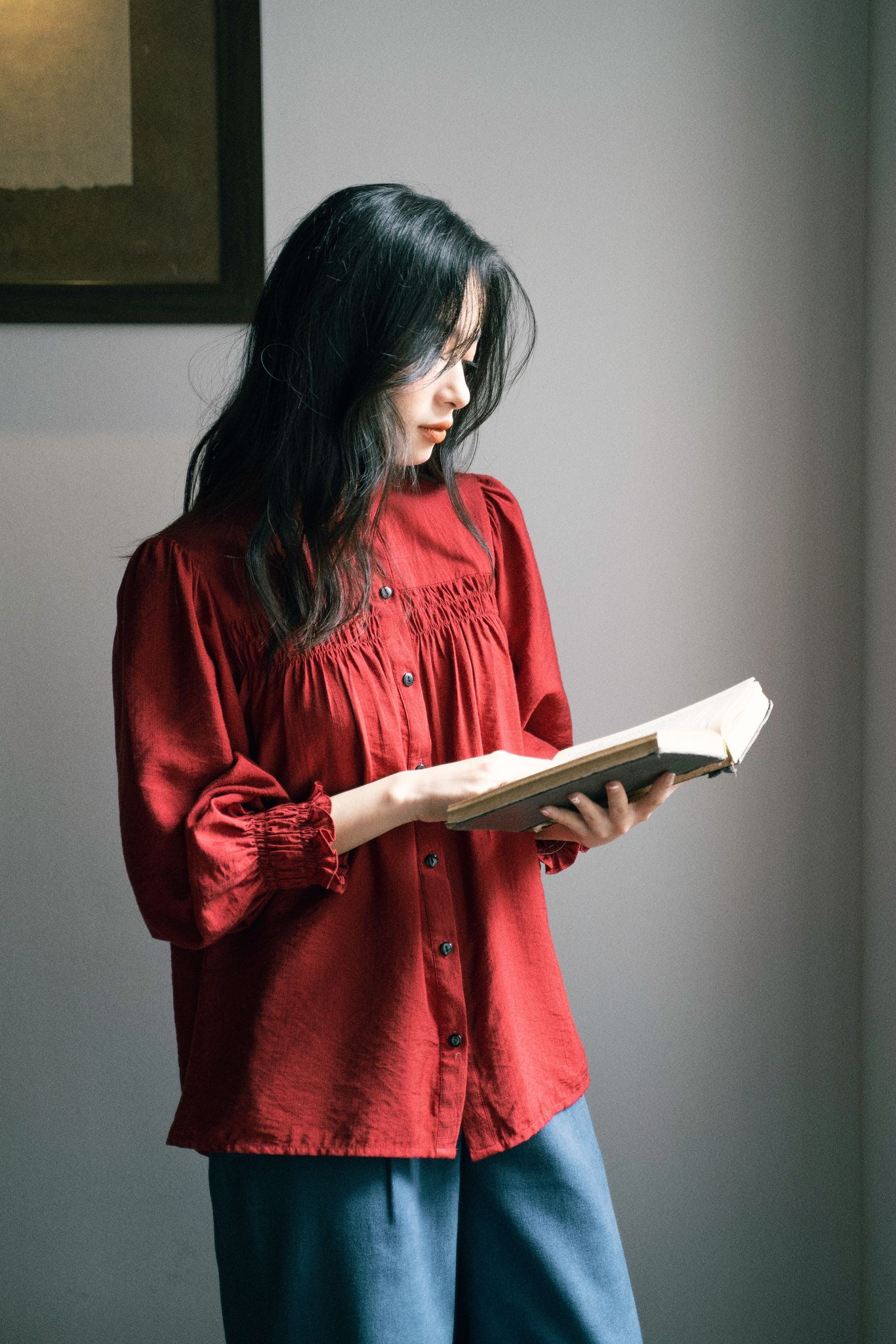 Áo Cổ Tàu Tay Nhún Đỏ Madelen