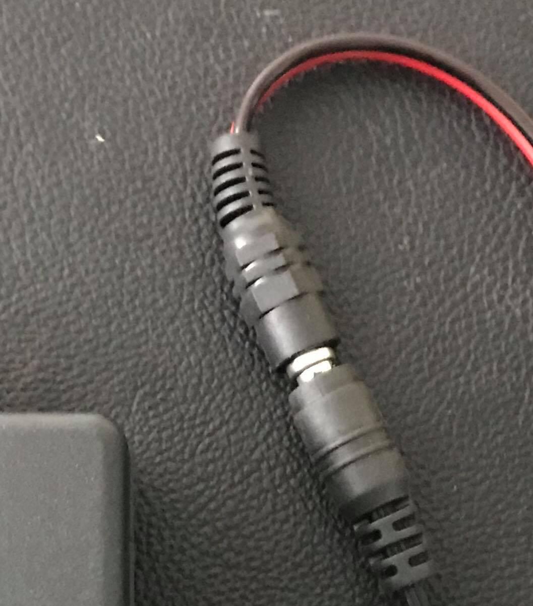 Sạc ắc quy 12v 2A có đèn báo