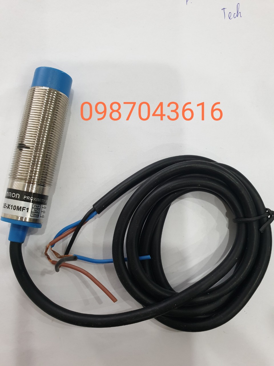 Cảm biến tiệm cận Omron tiệm cận E2E- X10MF1 phi 18 PNP No 6-36VDC