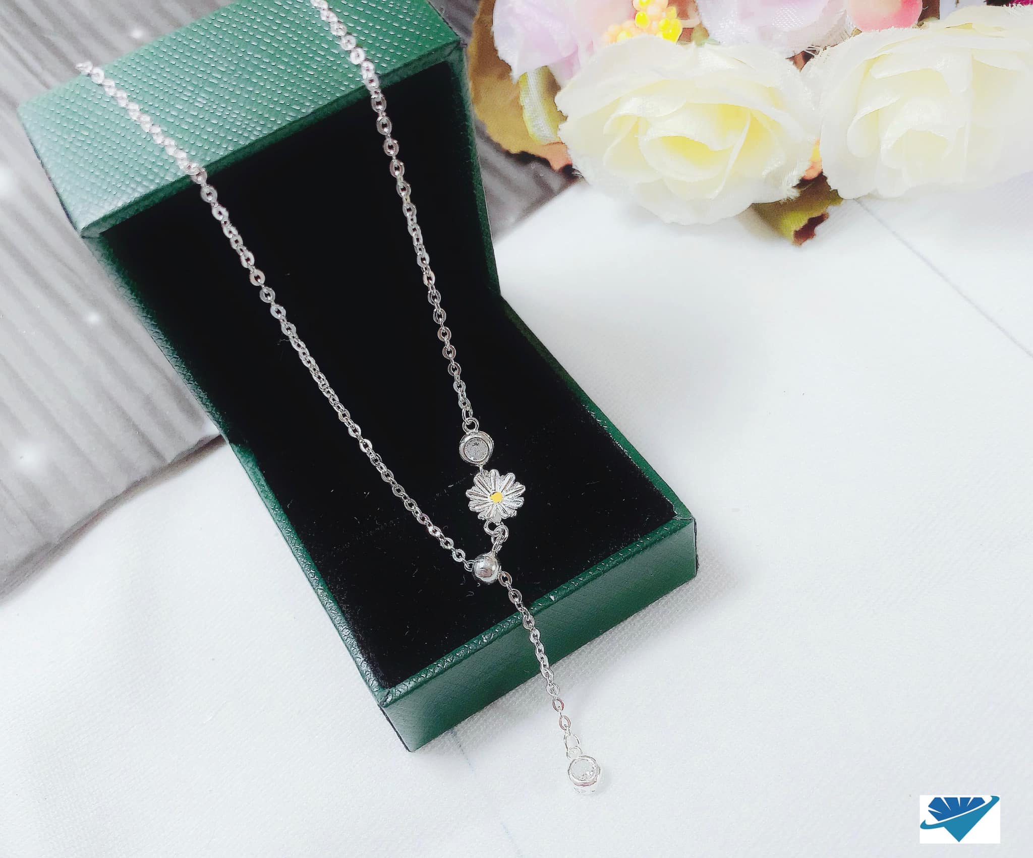Dây chuyền bạc mặt hoa cúc MS80