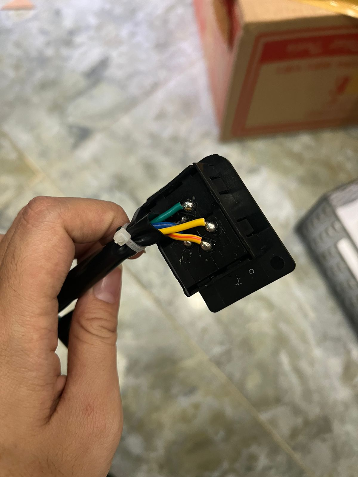 Bộ nút công tắt mở đèn và đè xe Sirius fi và xe Exciter