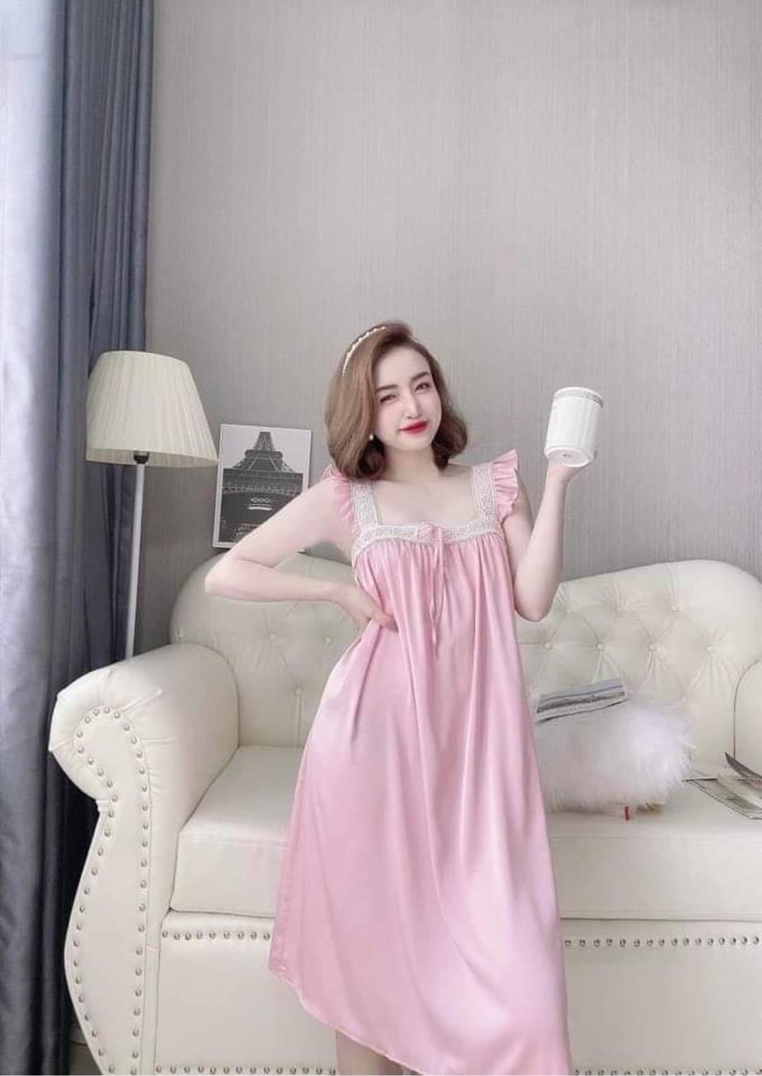 váy ngủ hai dây suông