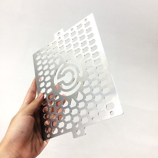 [HCM]Che két nước CNC Raider Satria giúp chống va đập, hạn chế bụi bám và làm đẹp phần két nước của xe