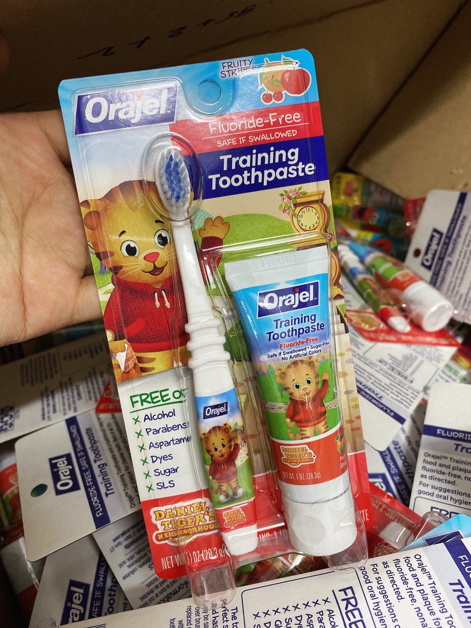[HCM]Orajel - Set Bàn Chải Đánh Răng + Kem Dành Cho Bé