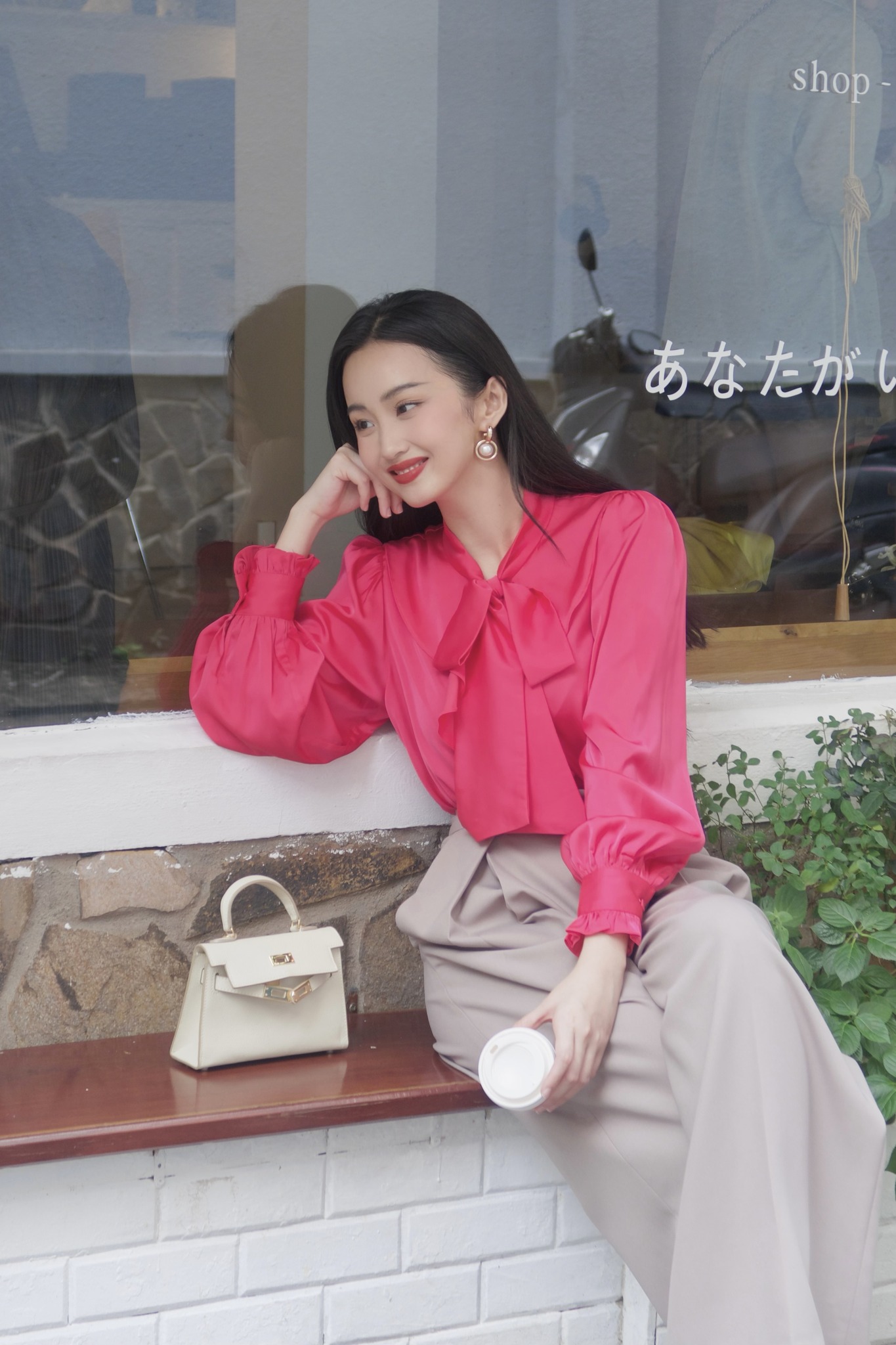 Áo sơ mi lụa cổ bèo buộc nơ HUONG BOUTIQUE BSSM22