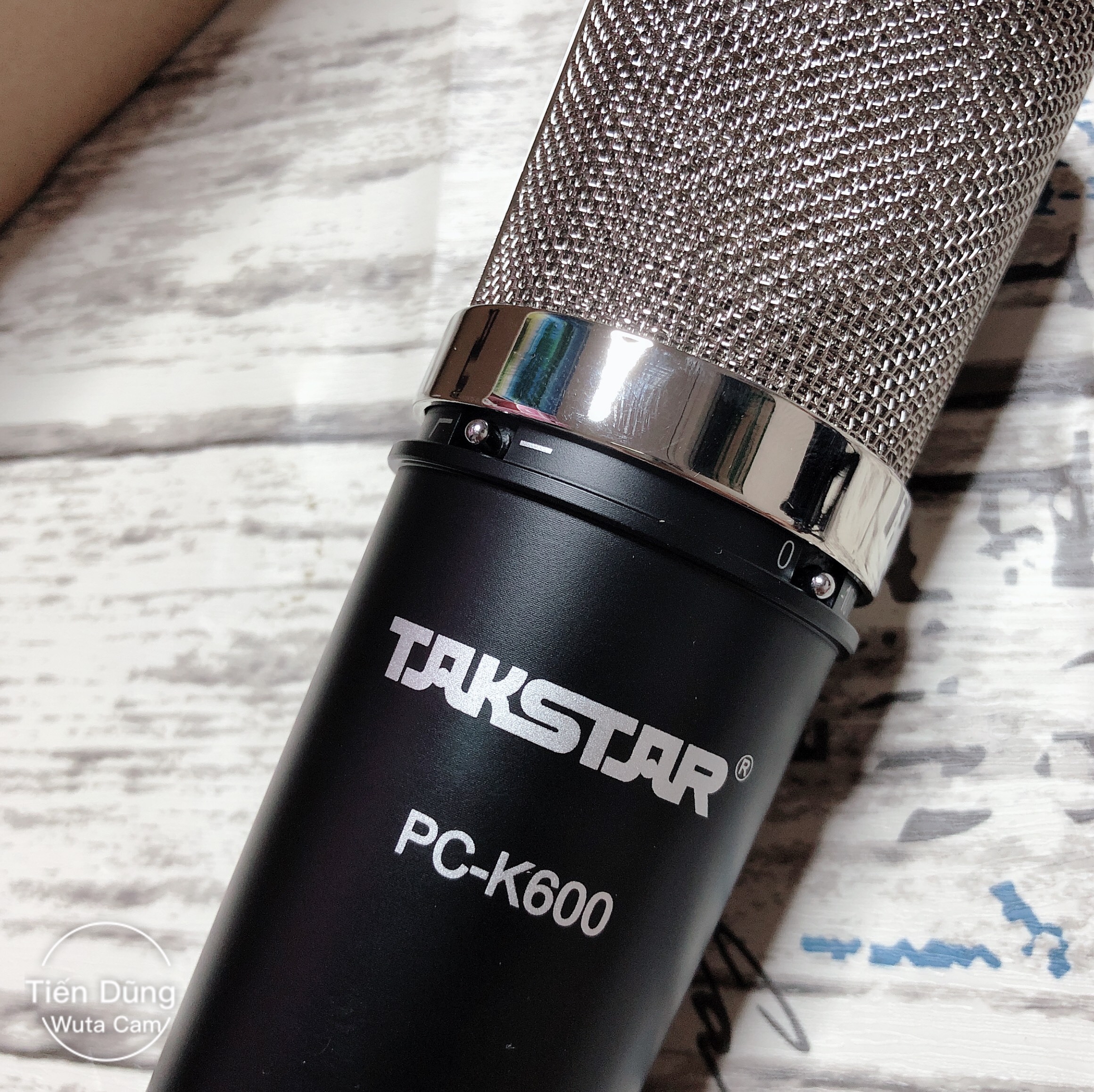 Mic thu âm takstar PC-K600 chạy nguồn 48v phù hợp các dòng sound card để karaoke hoặc livestream