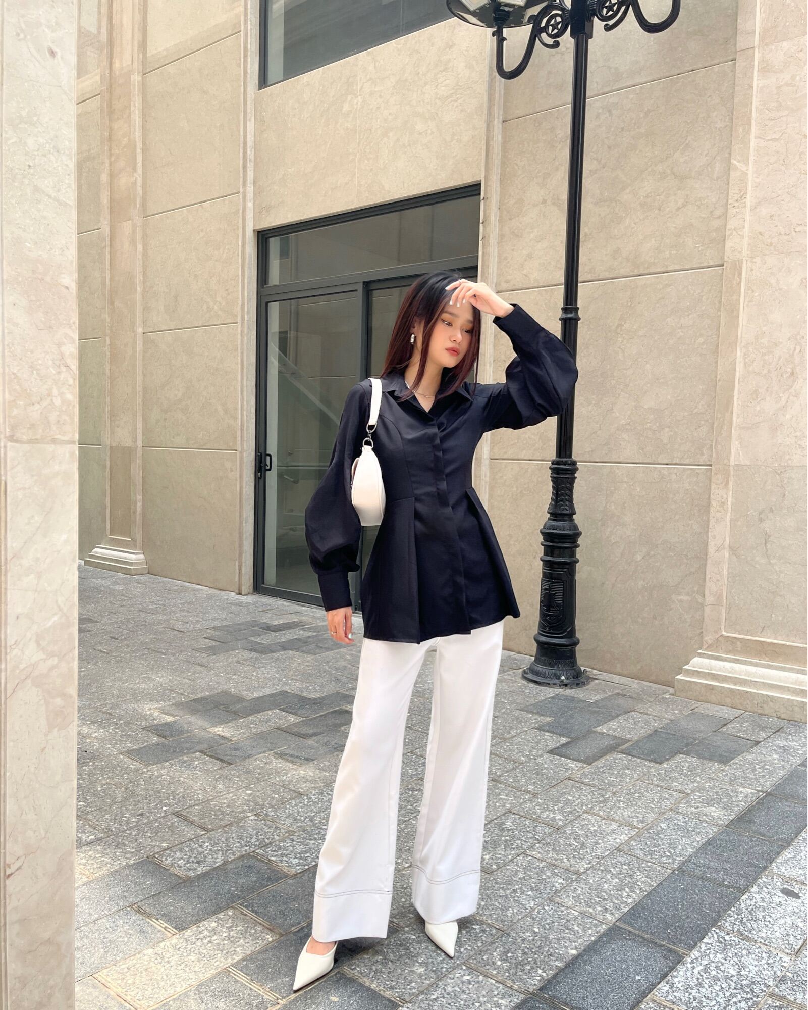 [Nhập mã LAZFASHION34-giảm 15% tối đa 99k/600k]SAP - Áo sơ mi chiết eo Nin