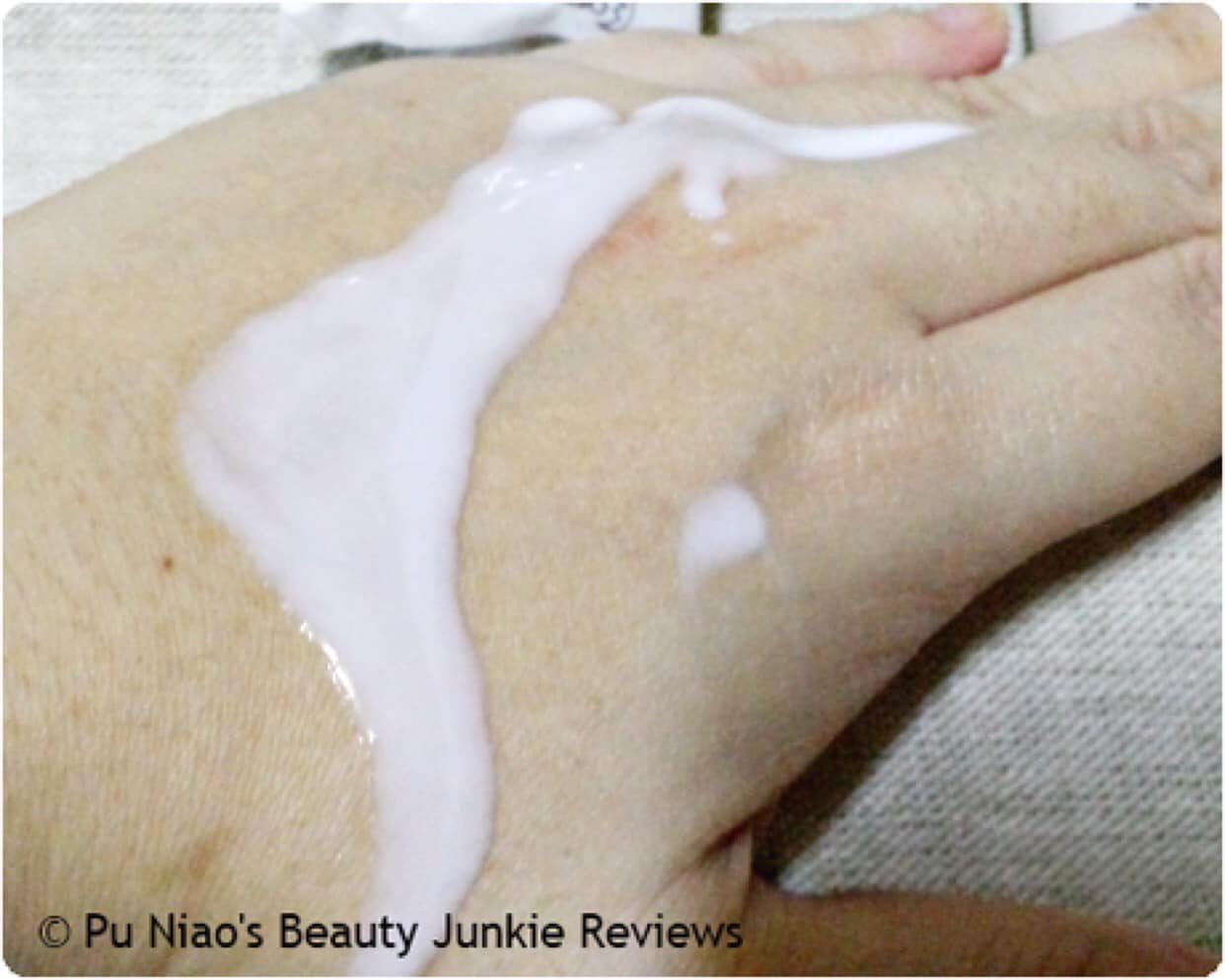 Sữa Dưỡng Curel Moisture Face Milk Da Khô Da Nhạy Cảm