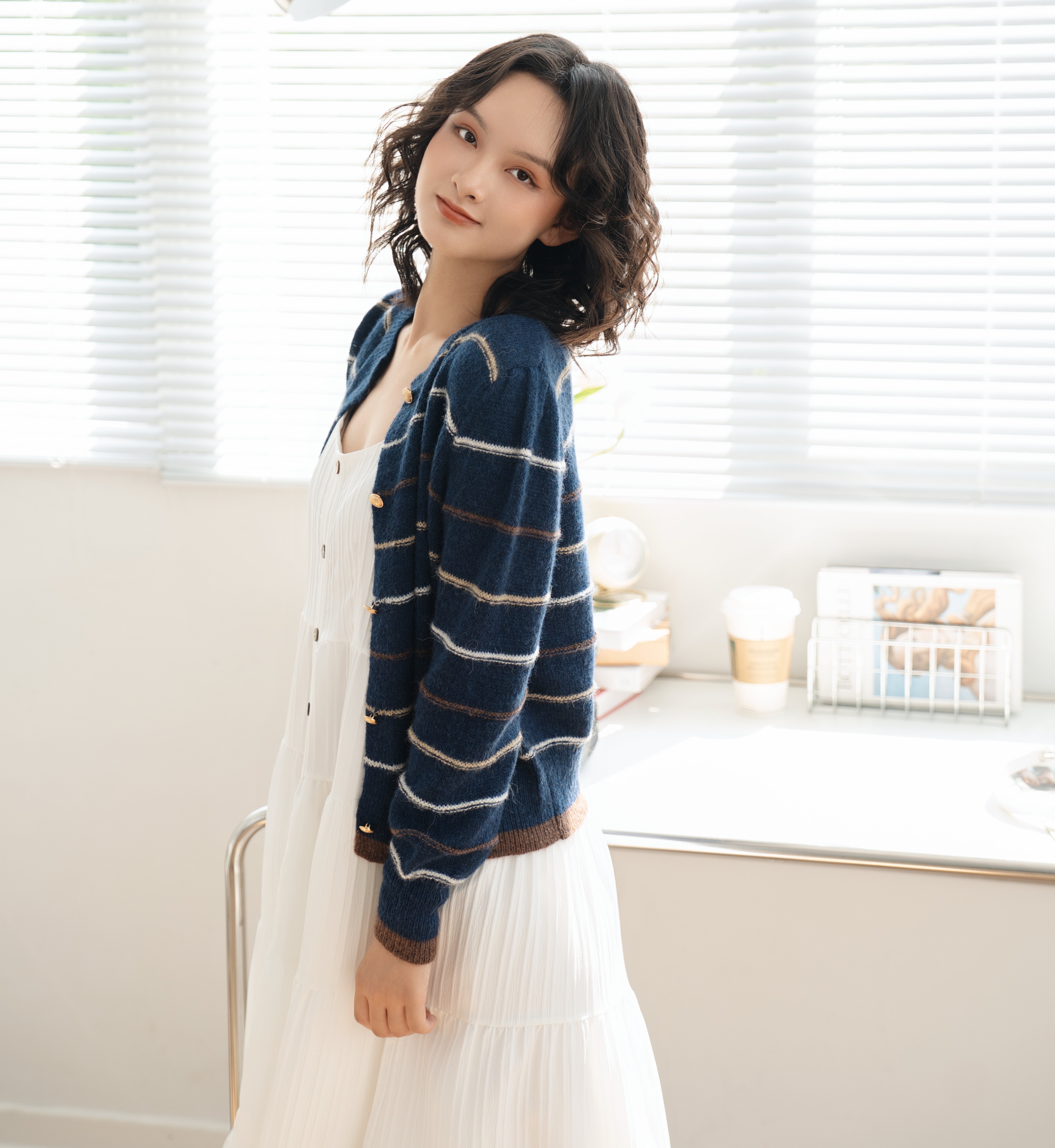 BST áo len Cardigan "Picked by UFO"
