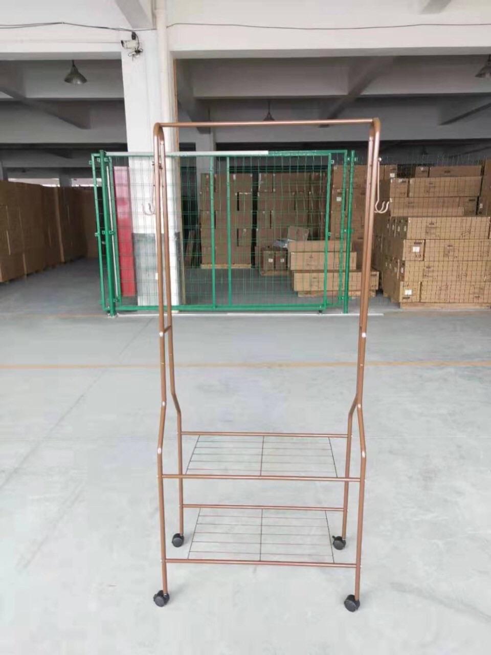 Kệ treo quần áo sắt kèm bánh xe